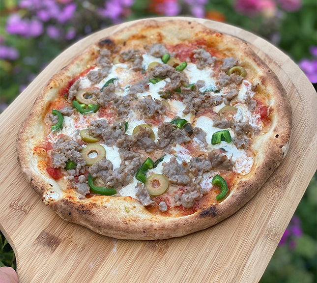 Fennel Sausage Pizza – Bertello Wood Fire & Gas Outdoor Pizza Oven