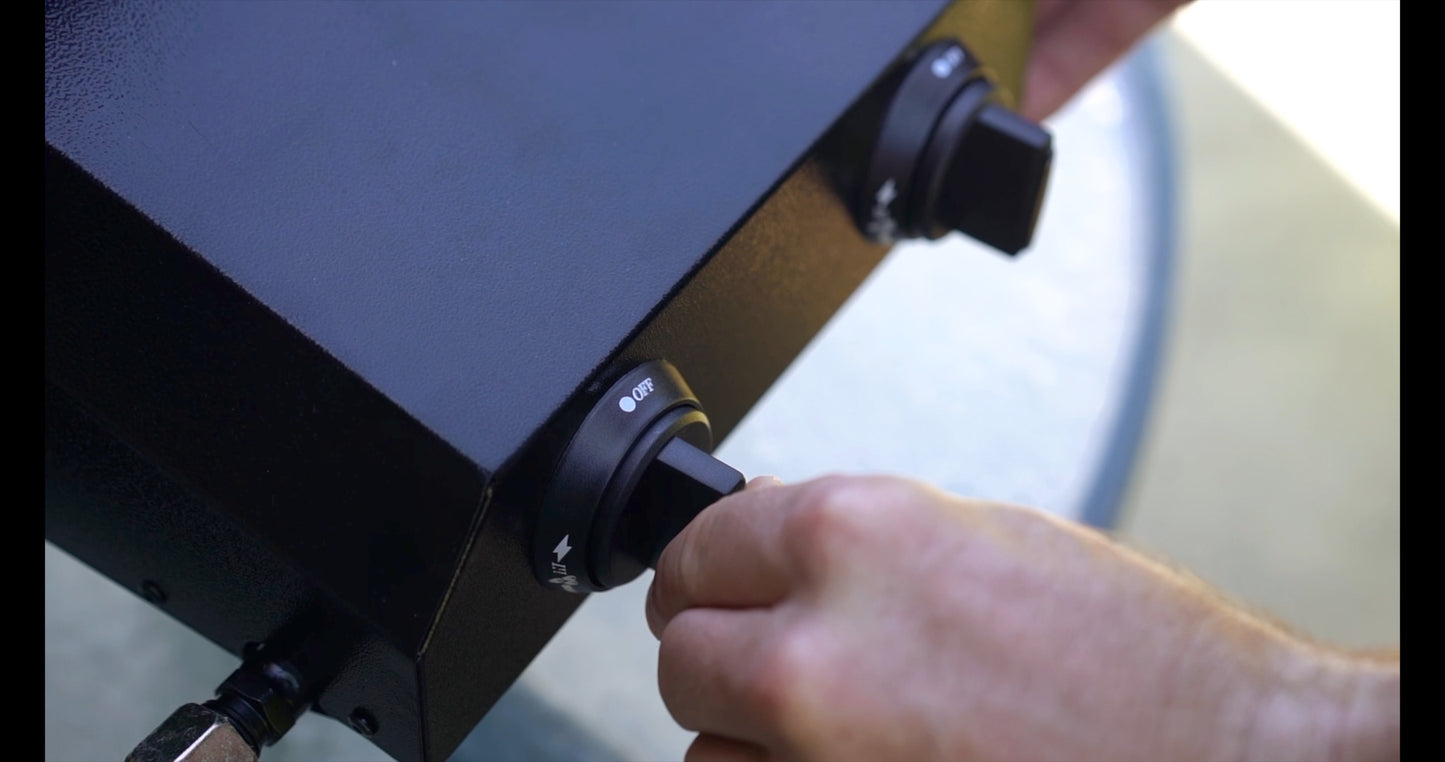 Bertello SimulFIRE 16" Rotating Outdoor Pizza Oven - Pro Bundle